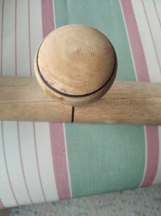 perchero madera pared