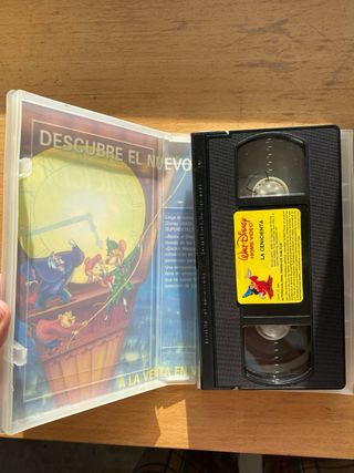 Cintas VHS La Cenicienta y Pulgarcita