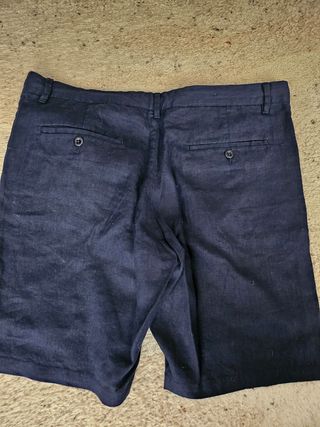 BERMUDA MARCA GANT DE LINO AZUL MARINO