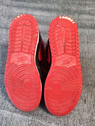 Nike Air Jordan 1 Mid (GS) Fire Red