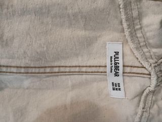 Peto beige Pull & Bear