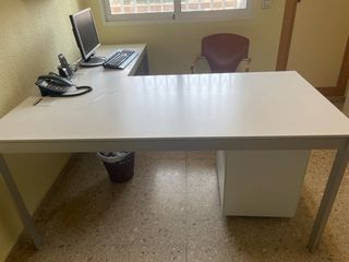 Mesa de oficina / despacho