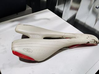 Sillín specialized 