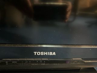 Televison toshiba 40”