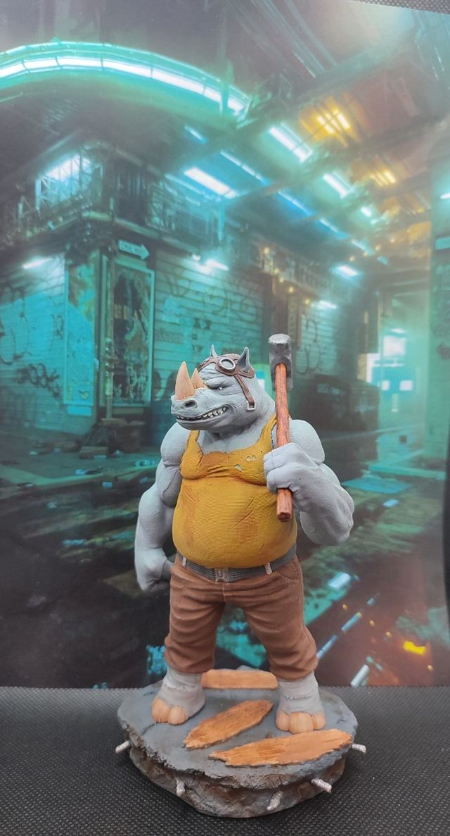 figuras pintadas y servicio pintado