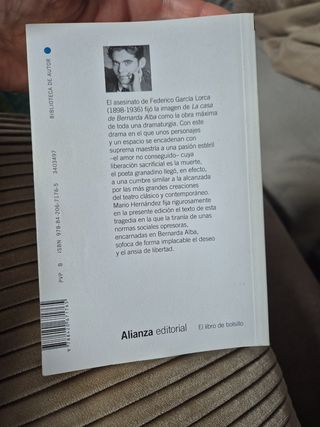 La casa de Bernarda Alba: Drama de mujeres en los pueblos de España (Spanish Edition)