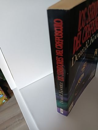 SERVIDORES DEL CREPúSCULO, LOS