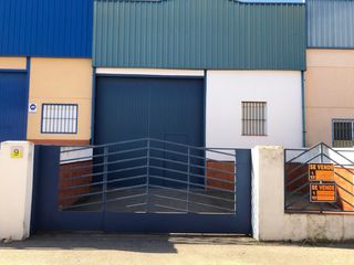Se vende nave industrial