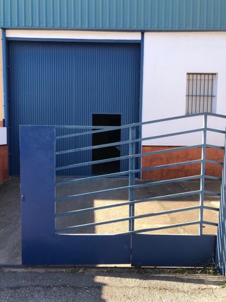 Se vende nave industrial