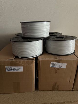 5 bobinas x 2500 mts. de alambre