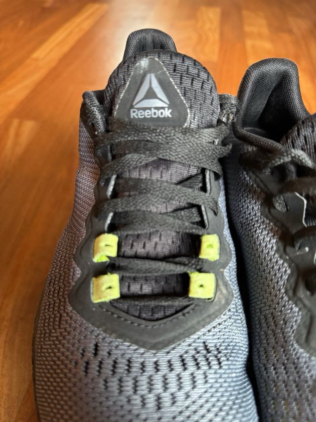 Scarpa Reebok taglia 39