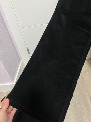 Pantalon pana negro