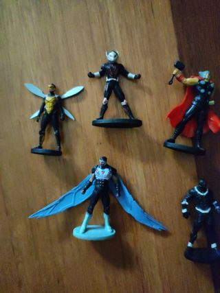 Figuras Marvel superhéroes