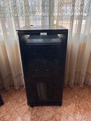 Equipo de musica schneider y Vinilos