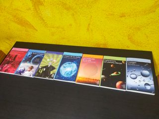 Pack amb 7 llibres divulgació de la ciència