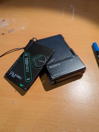 Radio Sony SRF 201 credit card