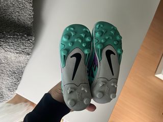 Botas de futbol nike mercurial 28