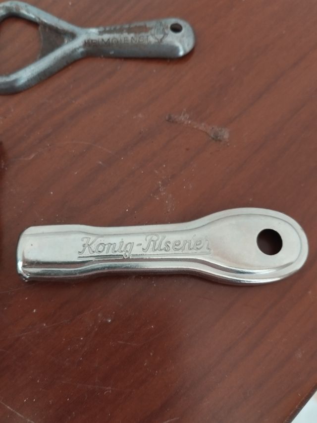 Lote de tres abridores antiguos