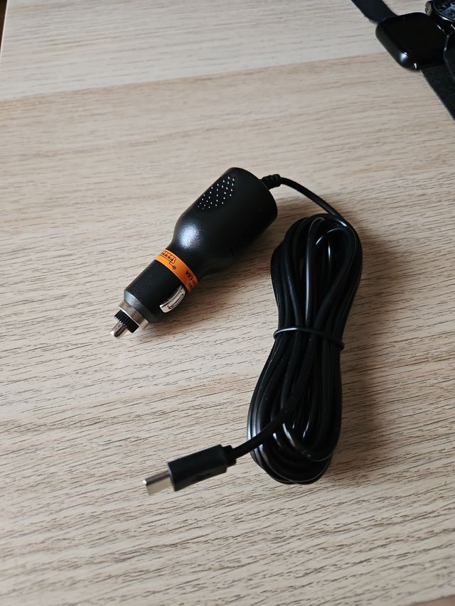 Cargador de mechero para coche pantalla