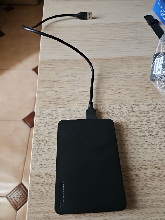 Disco duro Toshiba 1 TB