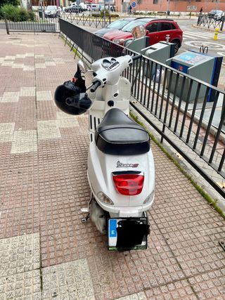 Vespa s125