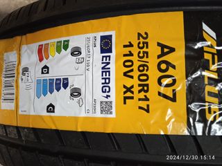 2 Neumáticos nuevos,sin estrenar.