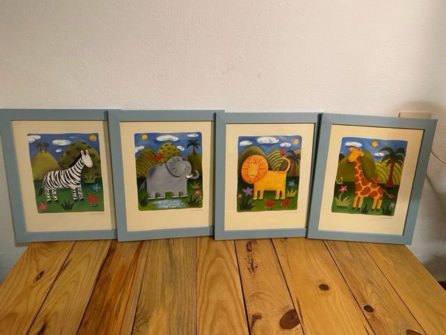 Lote cuatro cuadros animales infantiles