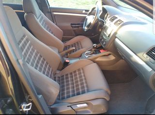 Volkswagen Golf Gti Dsg