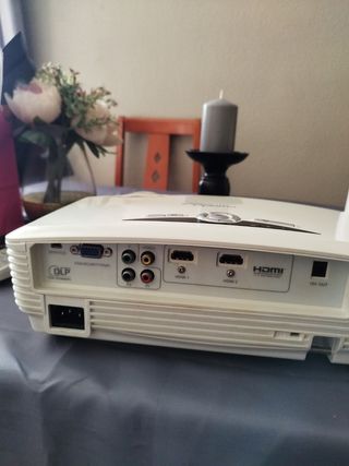 proyector optoma