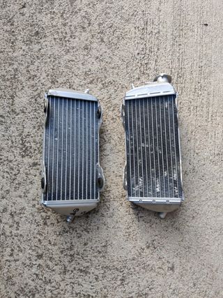 Juego radiadores gas gas