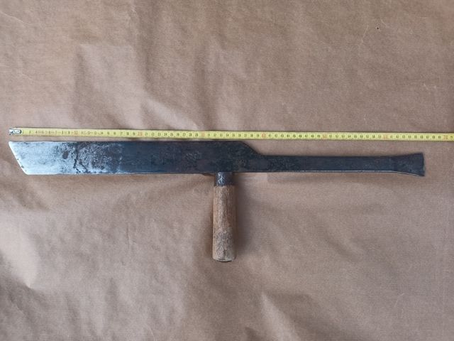 Hacha para poda de la vid.