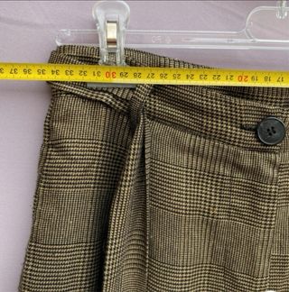 Pantalon twit dorado y negro