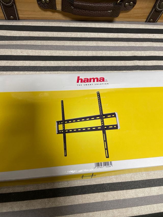 Ampia barra di supporto TV