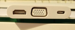 Adaptador Huawei para portátil.