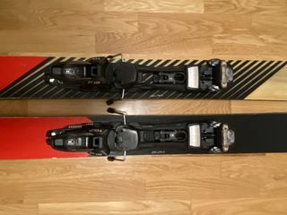 Esquis fuera de pista majesty destroyer