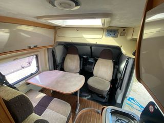 AUTOCARAVANA CAMPER ROLLER TEAM