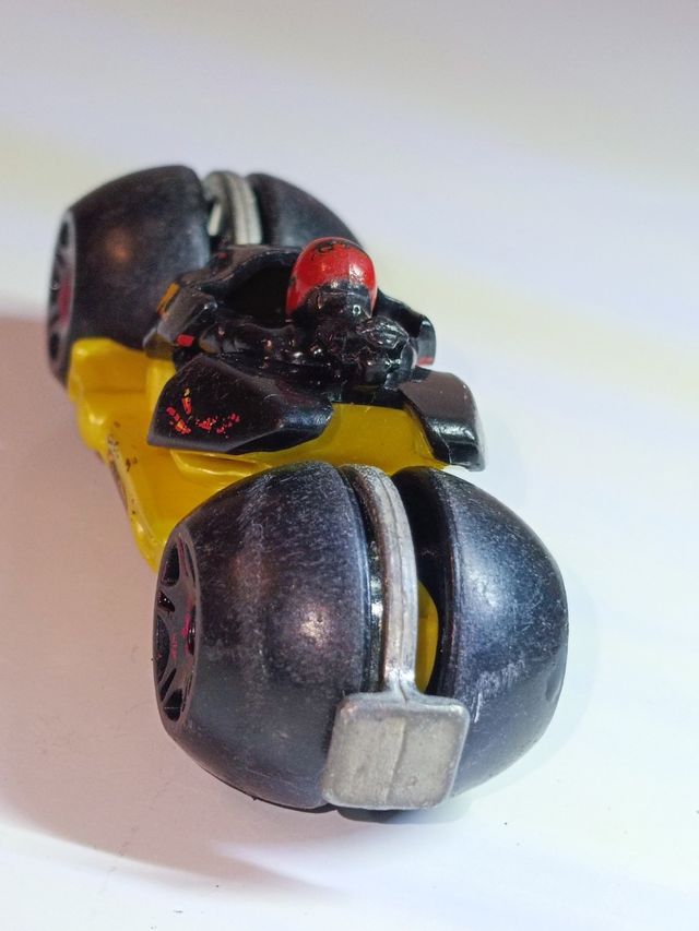 MOTO TRACK STAR 2013 HOTWHEELS 1/64