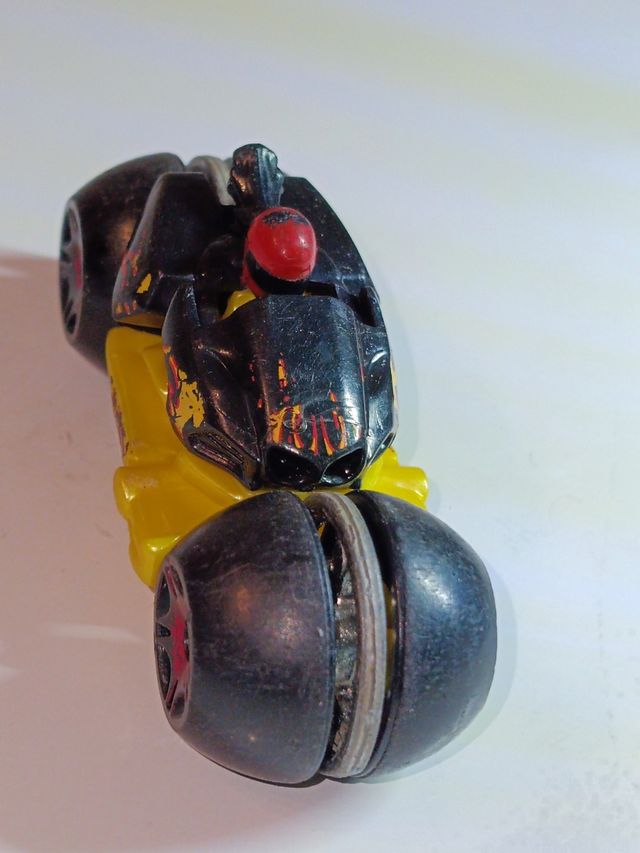 MOTO TRACK STAR 2013 HOTWHEELS 1/64