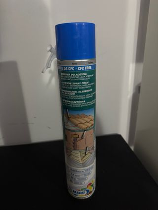 Schiuma poliuretanica mapei