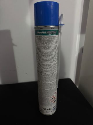 Schiuma poliuretanica mapei