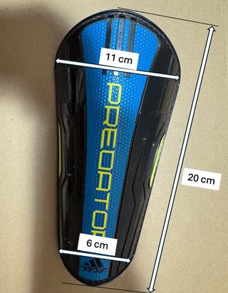 Caneleiras Adidas Predator