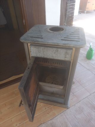 Stufa caldaia a legna