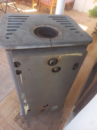 Stufa caldaia a legna