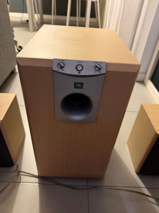 Receptor AV Onkyo TXSR600E   Altavoces JBL 5.1
