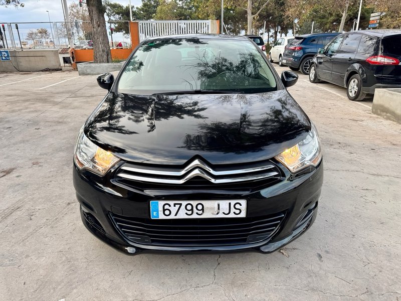 Citroën C4 1.2 PureTech Live Edition 2015, foto 2