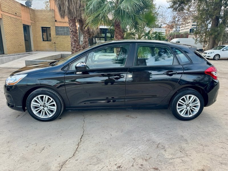 Citroën C4 1.2 PureTech Live Edition 2015, foto 5