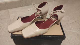 Zapatos fiesta beige