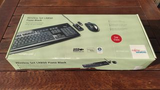 Teclado y ratón inalámbricos FujitsuSiem