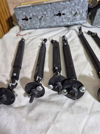 Cardan y mandos para placas y horno