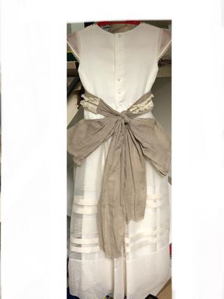 Vestido comunión niña.